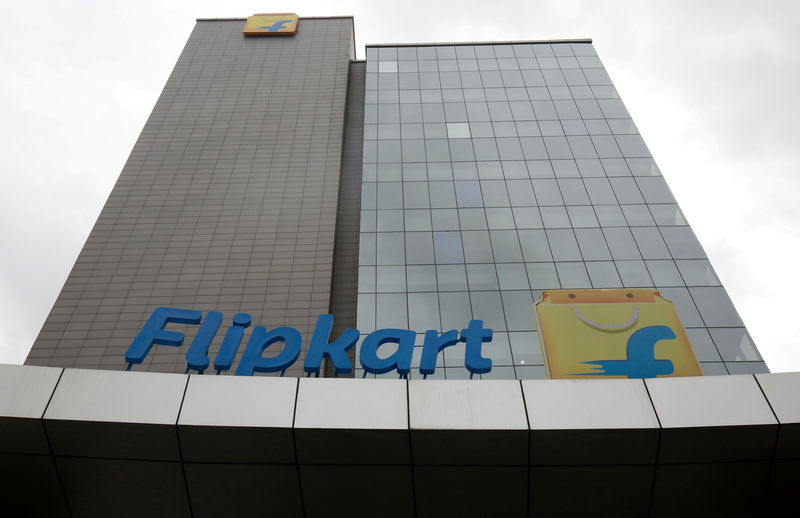 © Reuters. FILE PHOTO: The logo of India's largest e-commerce firm Flipkart is seen on the facade of the company's headquarters in Bengaluru