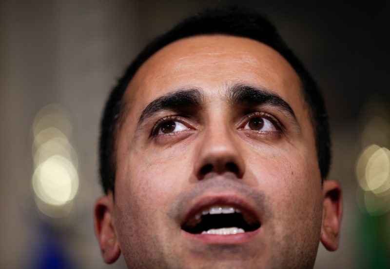 © Reuters. Líder do Movimento 5 Estrelas, Luigi di Maio, faz pronunciamento após reunião com presidente da Itália, em Roma