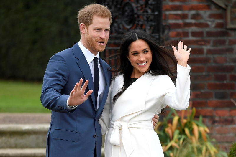 © Reuters. LES BRITANNIQUES INDIFFÉRENTS AU MARIAGE DU PRINCE HARRY