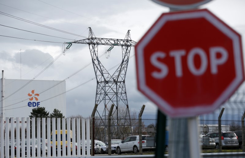 © Reuters. EDF DEMANDE LA FIN DE L'ACCÈS AU NUCLÉAIRE ACCORDÉ À SES RIVAUX