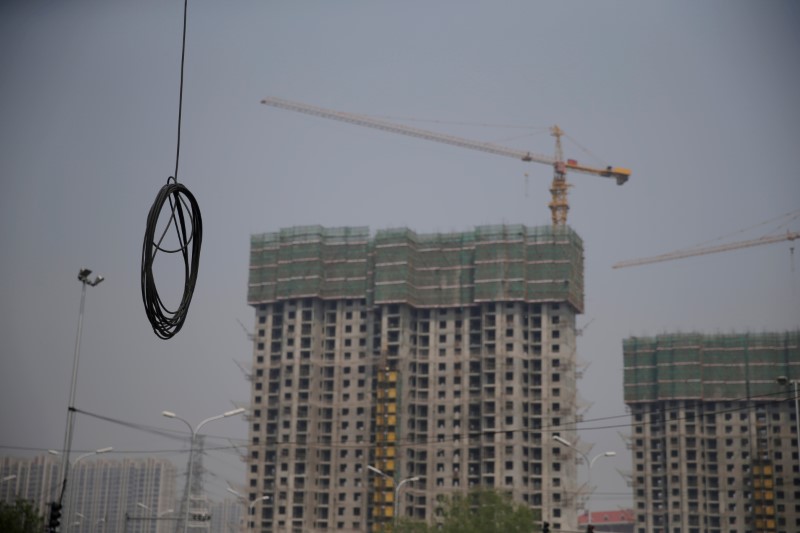 © Reuters. تباطؤ نمو الاستثمار العقاري في الصين والمبيعات تنخفض بفعل زيادة القيود