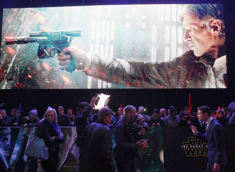 © Reuters. "Han Solo" encanta a los críticos pese a los problemas durante el rodaje