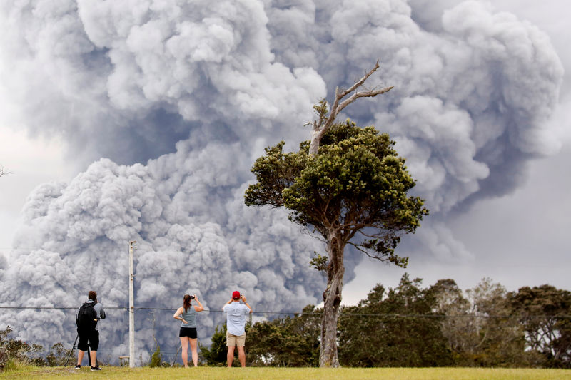 © Reuters. Cinzas de erupção do vulcão Kilauea, no Havaí