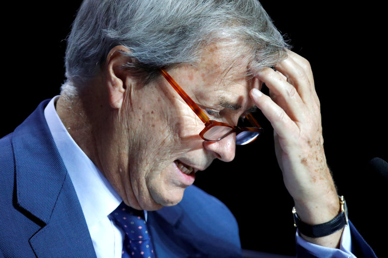 © Reuters. FILE PHOTO: Vincent Bollore, Chairman of the Supervisory Board of media group Vivendi, speaks during the company's shareholders meeting in Paris