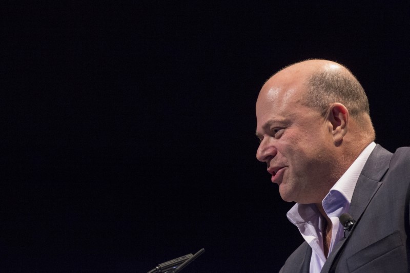 © Reuters. David Tepper, founder of Apploosa Management, speaks during the Sohn Investment Conference in New York