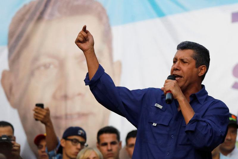 © Reuters. Falcón, el candidato moderado en una Venezuela de extremos