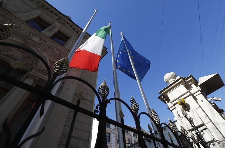 © Reuters. La UE teme que nuevas políticas italianas generar otra crisis de la eurozona