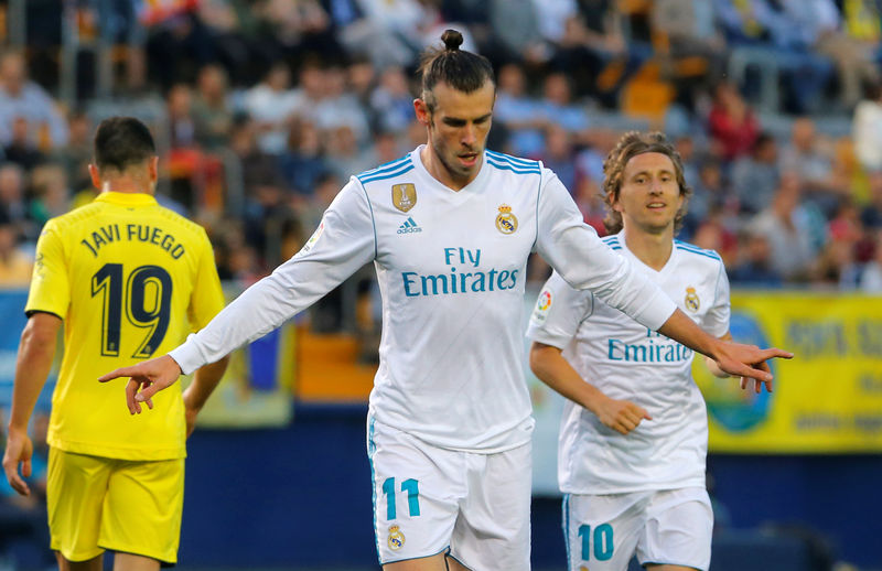 © Reuters. Zidane alaba la labor de Bale pero no da pistas de cara a la final