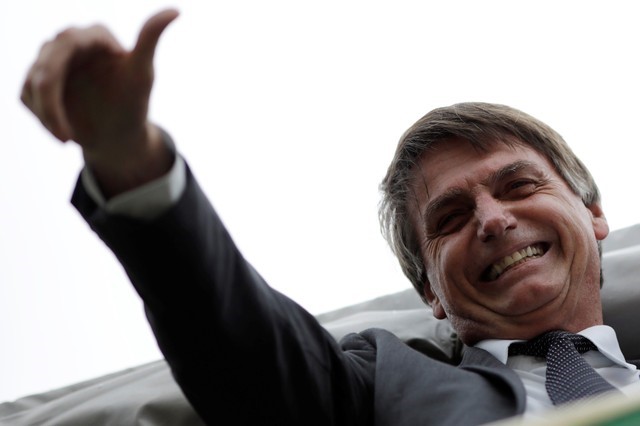 © Reuters. Pré-candidato do PSL à Presidência, Jair Bolsonaro, durante protesto contra ex-presidente Luiz Inácio Lula da Silva em Brasília