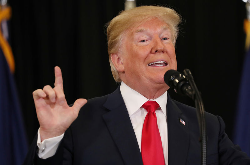 © Reuters. Trump fala em cerimônia em Langley, Virgínia