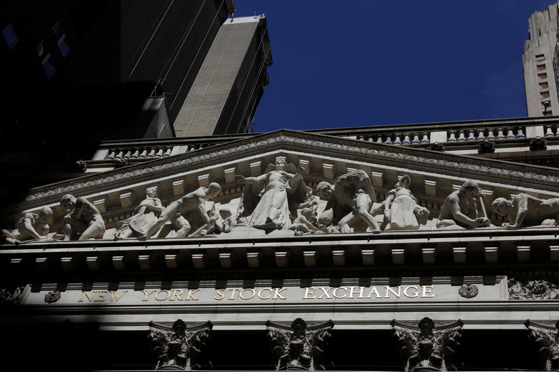 © Reuters. The facade of NYSE is seen in New York City's financial district