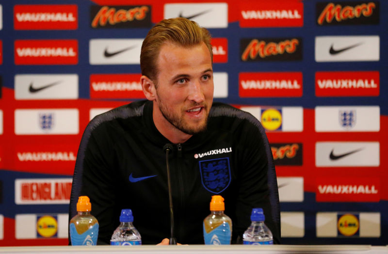 © Reuters. Un confiado Kane dice que Inglaterra puede ser campeona del mundo