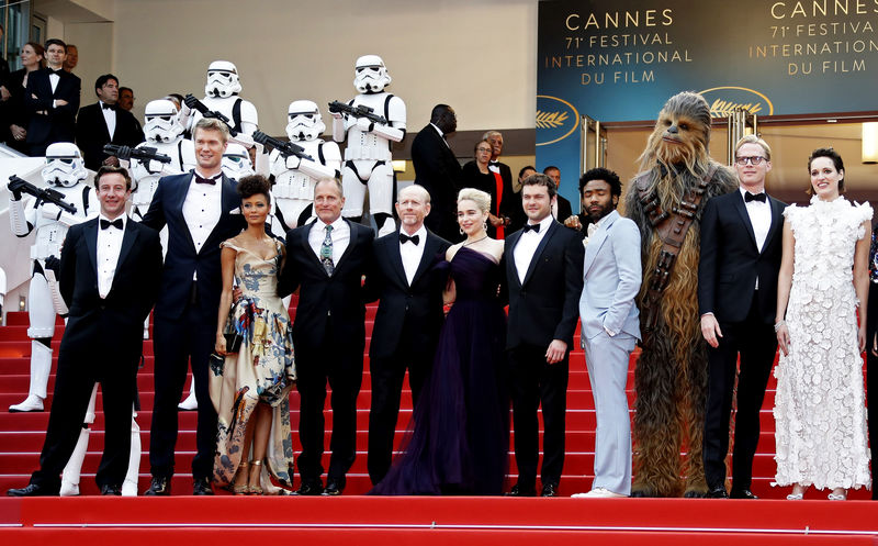 © Reuters. Elenco de "Han Solo" no Festival de Cannes