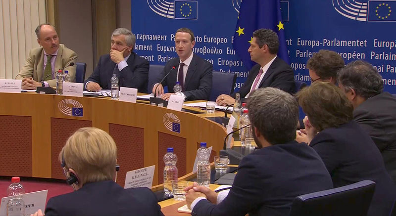 © Reuters. Facebook's CEO Mark Zuckerberg answers questions about the improper use of millions of users' data by a political consultancy, at the European Parliament in Brussels