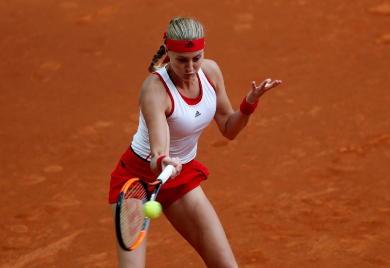 © Reuters. FILE PHOTO:  WTA Mandatory - Madrid Open