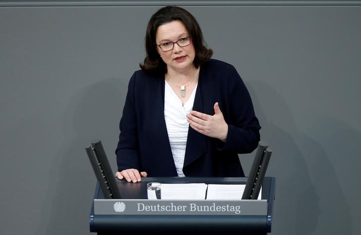 © Reuters. FILE PHOTO: Andrea Nahles, leader of Germany's Social Democratic Party (SPD), addresses the lower house of parliament in Berlin