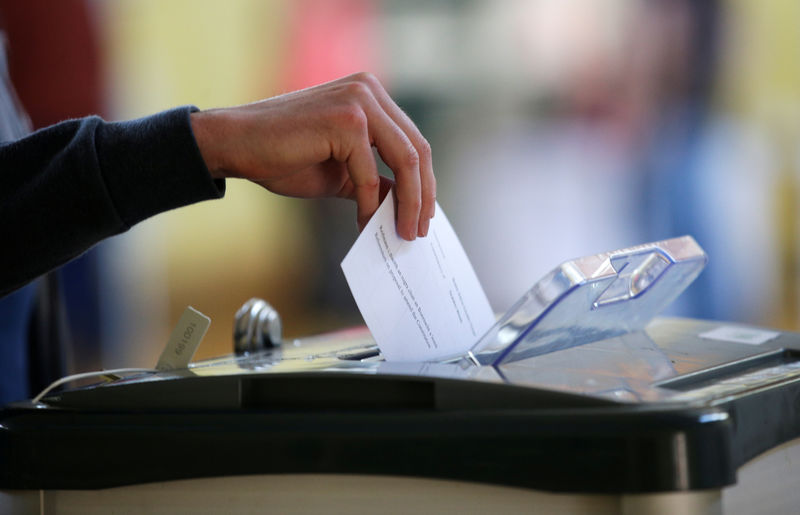 © Reuters. Irlanda vota en un referéndum sobre el aborto 
