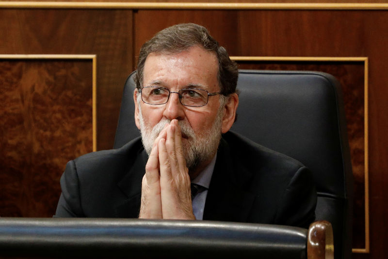 © Reuters. Primeiro-ministro da Espanha, Mariano Rajoy, durante sessão no Parlamento em Madri