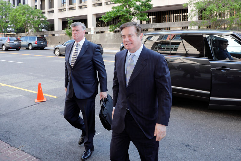 © Reuters. Paul Manafort arrives at the courthouse in Washington