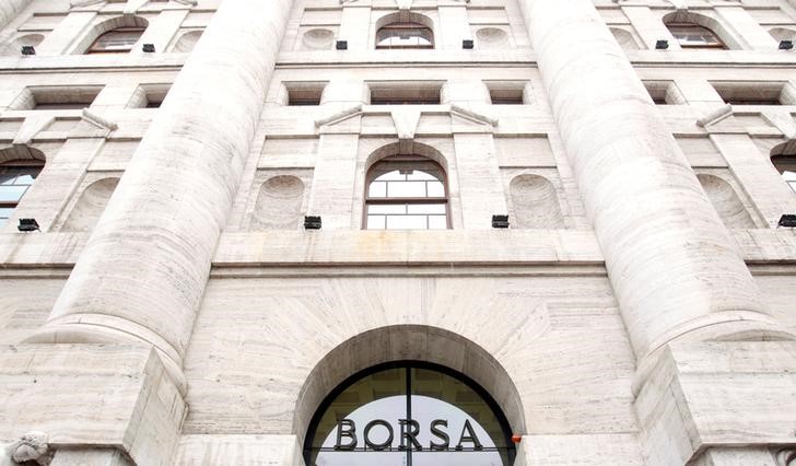 © Reuters. La recuperación de la bolsa italiana se esfuma al imponerse la incertidumbre