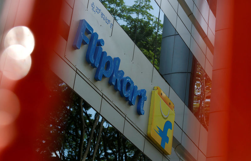 © Reuters. FILE PHOTO: The logo of India's e-commerce firm Flipkart is seen on the company's office in Bengaluru