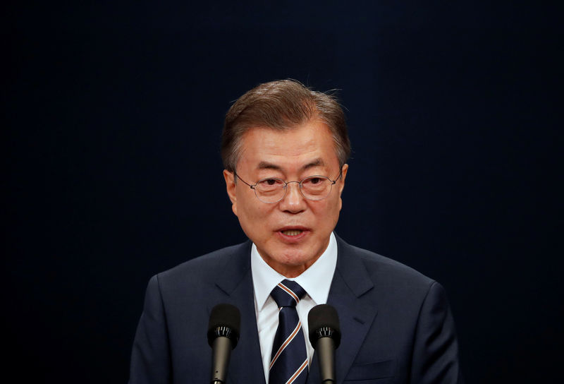 © Reuters. Presidente da Coreia do Sul, Moon Jae-in, durante coletiva de imprensa em Seul