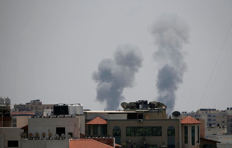 © Reuters. هدوء على حدود غزة وإسرائيل بعد توسط مصر في وقف لإطلاق النار