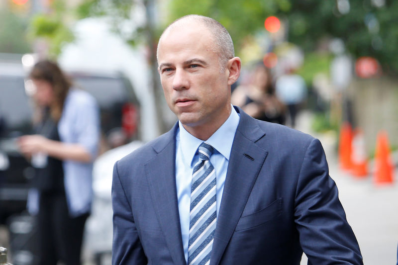 © Reuters. Michael Avenatti, the attorney of adult-film star Stephanie Clifford, known as Stormy Daniels, arrives at federal court in Manhattan