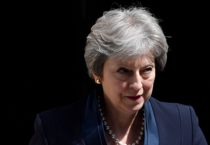 © Reuters. FILE PHOTO: Britain's Prime Minister Theresa May leaves 10 Downing Street in London