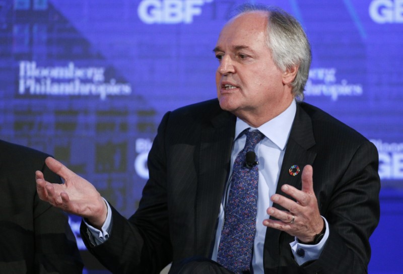 © Reuters. FILE PHOTO: Unilever CEO Polman speaks at the Bloomberg Global Business Forum in New York