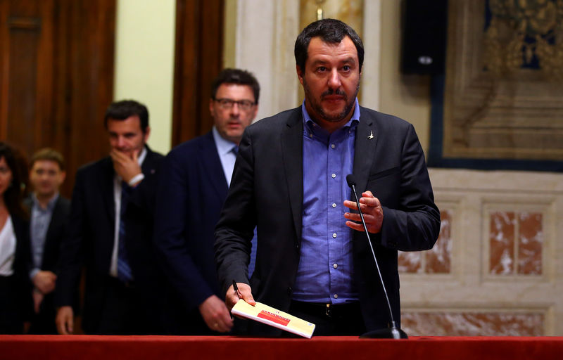 © Reuters. Italia aguarda una decisión de última hora para evitar nuevas elecciones