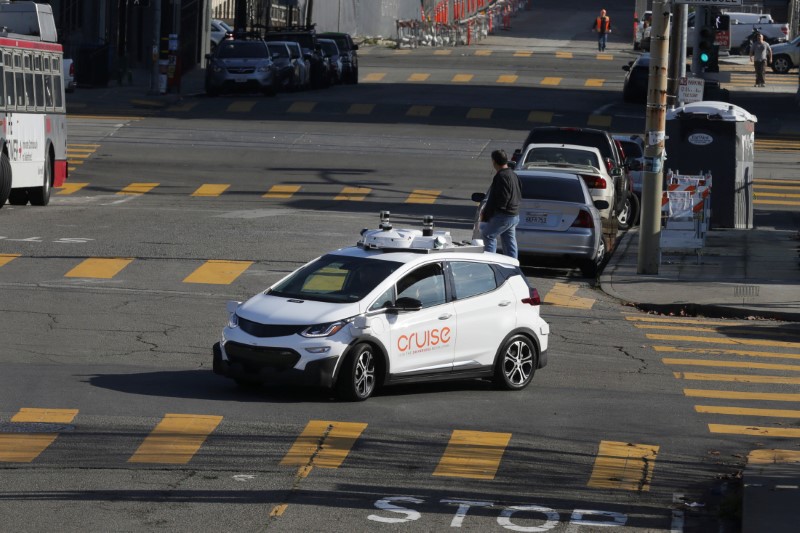 © Reuters. A self-driving GM Bolt EV is seen during a media event where Cruise, GM's autonomous car unit, showed off its self-driving cars in San Francisco