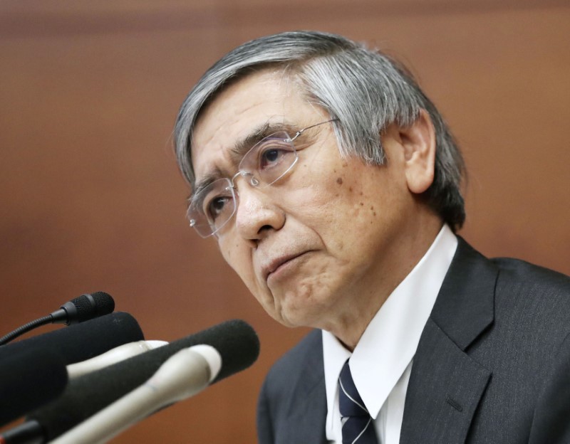© Reuters. Presidente do Banco Central do Japão, Haruhiko Kuroda, durante coletiva de imprensa em Tóquio