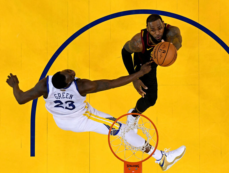 © Reuters. NBA: Finals-Cleveland Cavaliers at Golden State Warriors