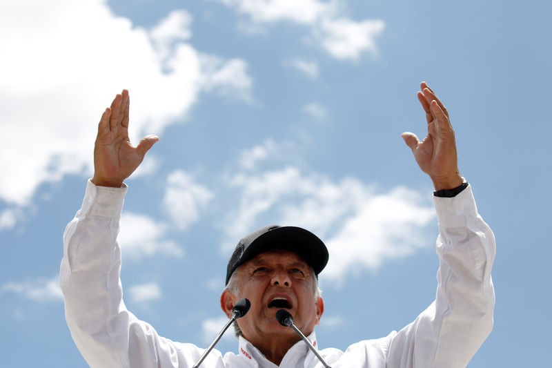 © Reuters. Candidato de esquerda à Presidência do México, Andrés Manuel López Obrador