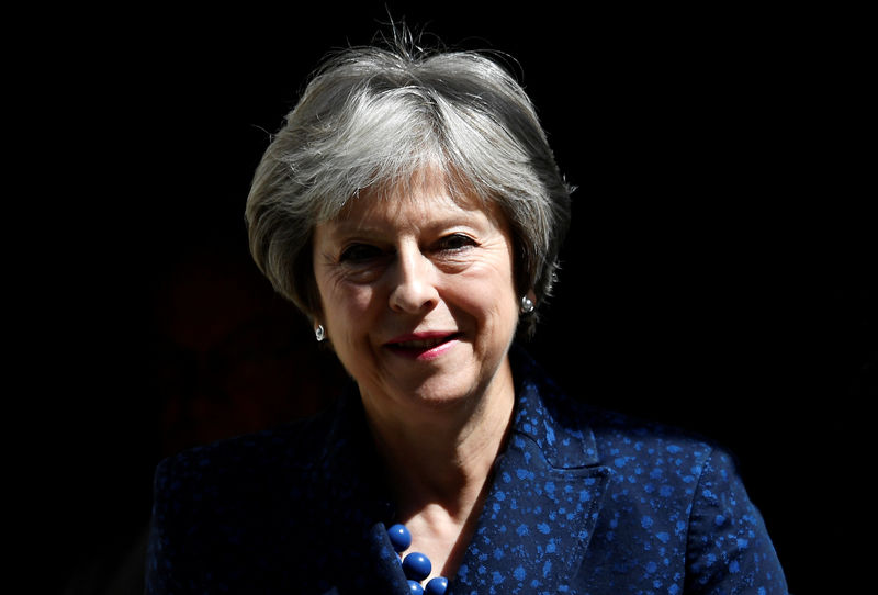 © Reuters. Britain's Prime Minister Theresa May leaves 10 Downing Street in London