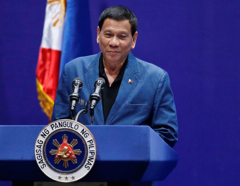 © Reuters. Líder filipino, Rodrigo Duterte, em Hong Kong