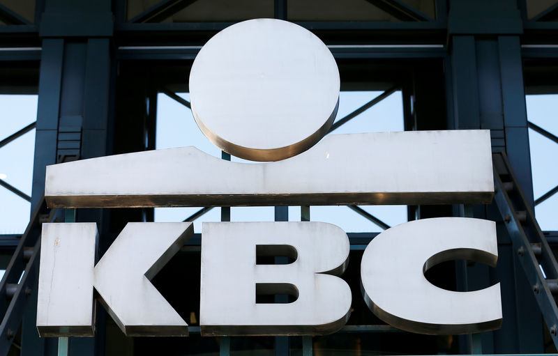 © Reuters. FILE PHOTO: The logo of Belgian financial group KBC is pictured at the entrance of the company's headquarters in Brussels