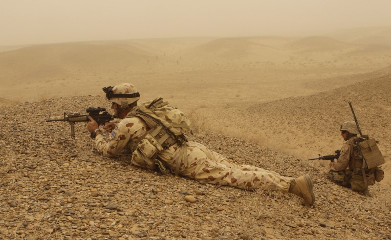 © Reuters. صحيفة: تحقيق كشف عن ارتكاب جنود استراليين جرائم في أفغانستان
