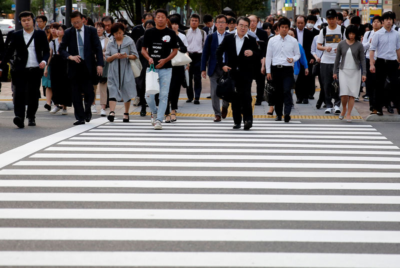 © Reuters. La revisión del PIB japonés del primer trimestre mantiene el riesgo de recesión