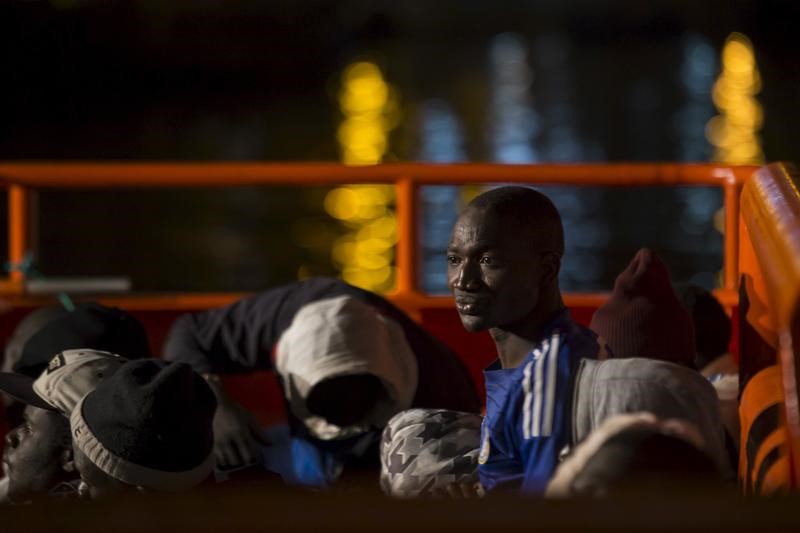 © Reuters. Rescatados 90 inmigrantes en dos pateras cerca de la costa sureste española