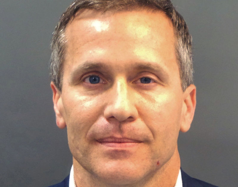 © Reuters. FILE PHOTO: Missouri Governor Eric Greitens appears in a police booking photo in St. Louis