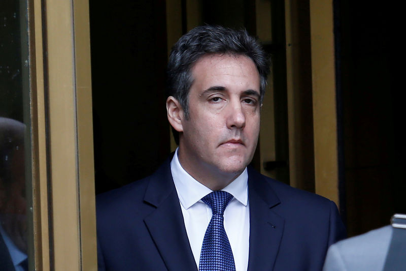 © Reuters. FILE PHOTO - U.S. President Donald Trump's personal lawyer Michael Cohen leaves federal court in Manhattan, New York