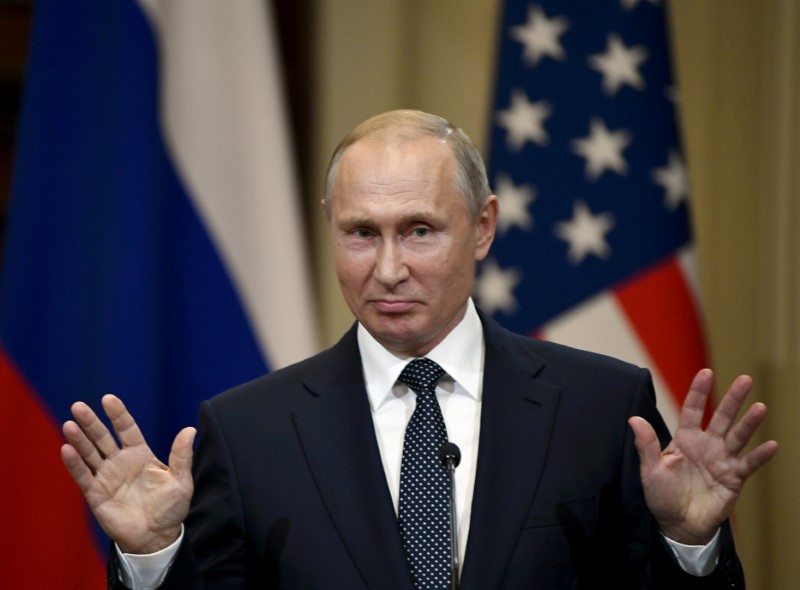 © Reuters. الكرملين: بوتين ما زال يأمل في تحسن العلاقات مع أمريكا رغم العقوبات