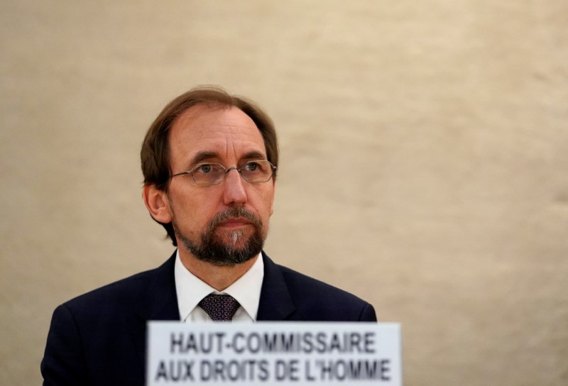 © Reuters. 5-Stars movement Toninelli looks on as he arrives for a news conference in Rome