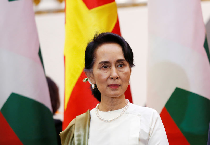 © Reuters. زعيمة ميانمار: الإرهاب في ولاية راخين تهديد للمنطقة