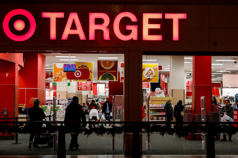 © Reuters. FILE PHOTO: A Target store is seen in the Brooklyn borough of New York