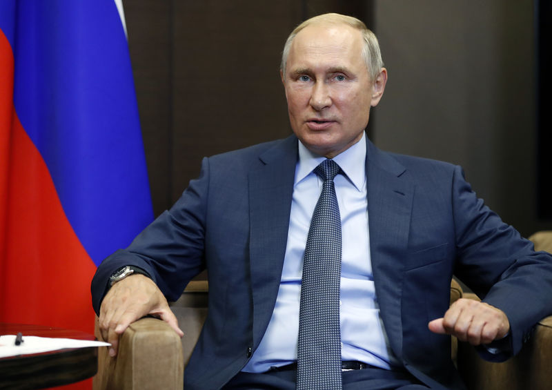 © Reuters. بوتين: على روسيا أن تعزز قوتها العسكرية ردا على تحركات حلف الأطلسي