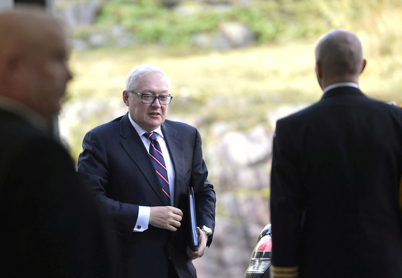 © Reuters. FILE PHOTO: Finnish President Niinisto (not in picture) meets Deputy Foreign Minister of the Russian Federation Ryabkov at the President's Official Residence Mantyniemi in Helsinki