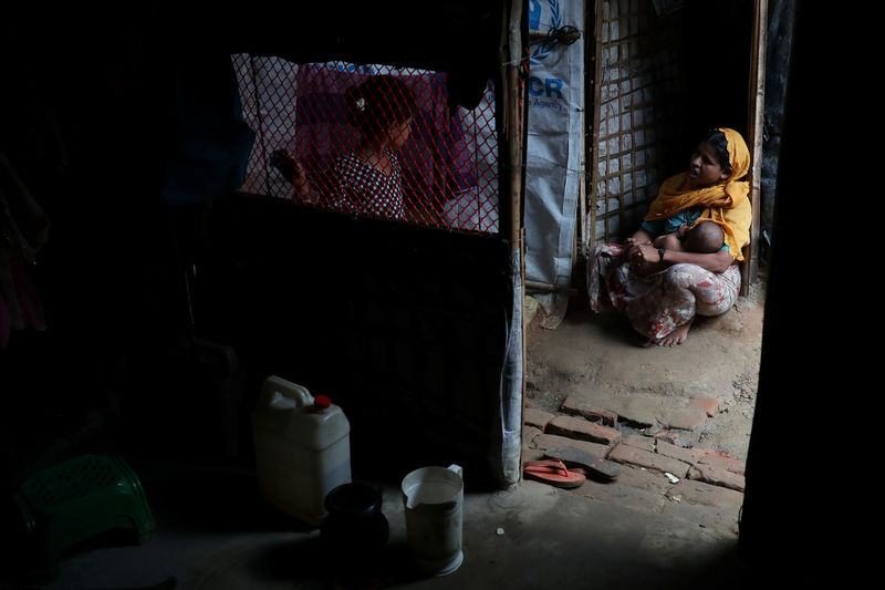 © Reuters. الأزهر يندد "بالجرائم الوحشية" ضد مسلمي الروهينجا في ميانمار